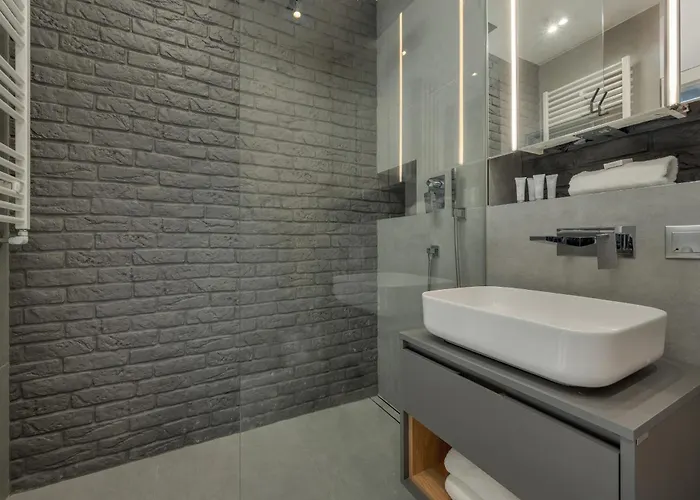 Apartment Modern & Cozy Przedmiejska In By Renters