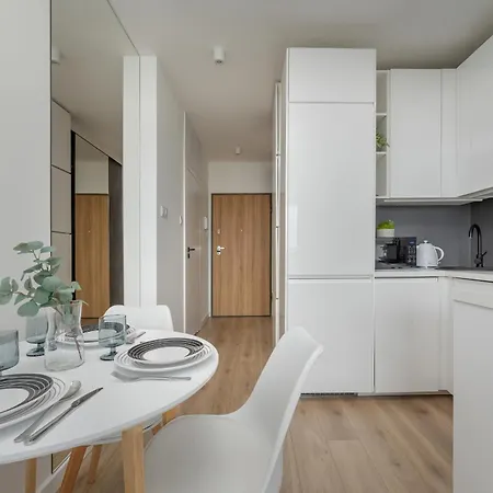 Appartamento Modern & Cozy Przedmiejska In By Renters Breslavia