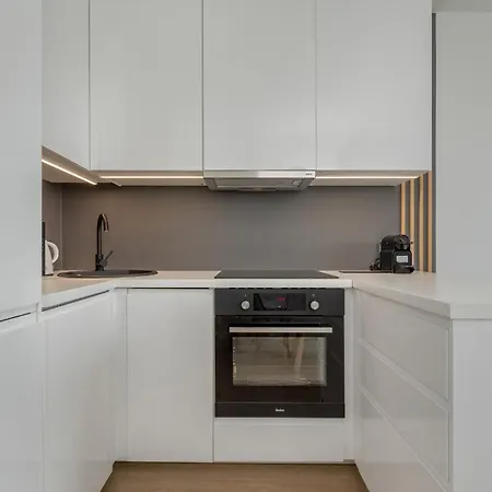 Appartamento Modern & Cozy Przedmiejska In By Renters *